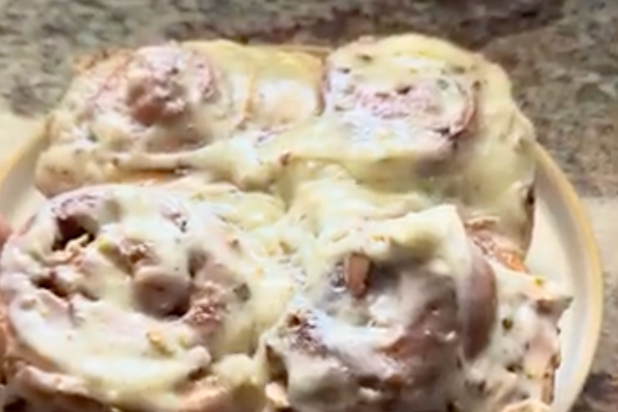 Pistachio Almond Cinnamon Rolls